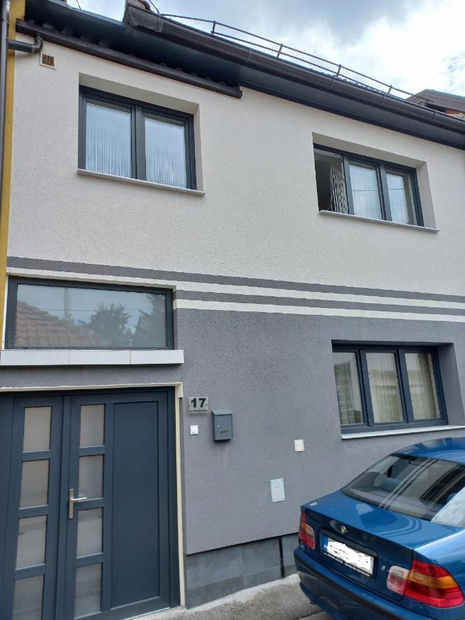 Apartamento Accordeon Visoko Exterior foto