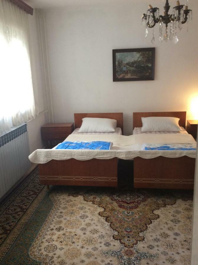 Apartamento Accordeon Visoko Exterior foto