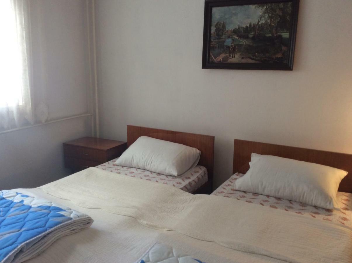Apartamento Accordeon Visoko Exterior foto