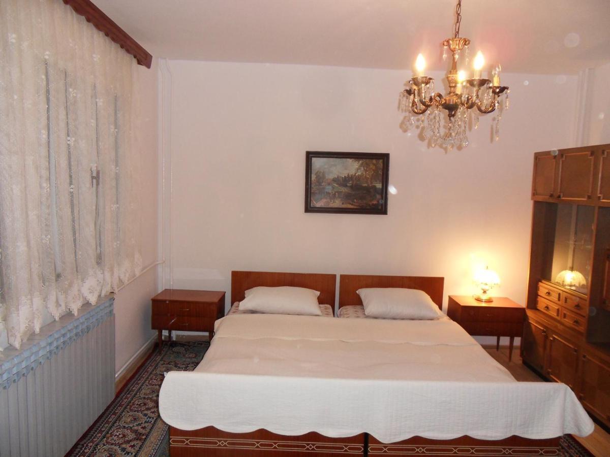 Apartamento Accordeon Visoko Exterior foto